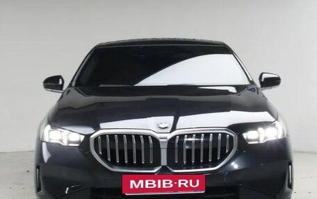 BMW 5 серия, 2024 год, 6 107 152 рублей, 2 фотография