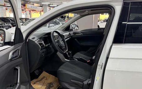 Volkswagen T-Cross I, 2022 год, 1 926 000 рублей, 7 фотография