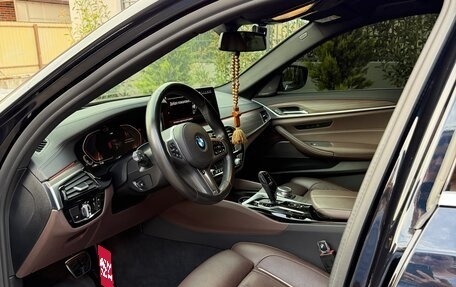 BMW 5 серия, 2020 год, 5 500 000 рублей, 18 фотография