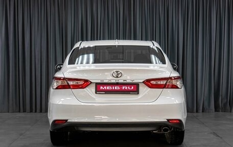 Toyota Camry, 2019 год, 2 115 000 рублей, 4 фотография