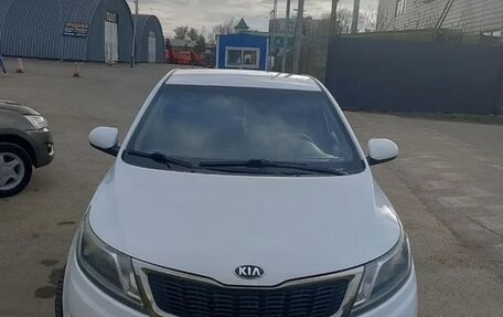 KIA Rio III рестайлинг, 2014 год, 610 000 рублей, 1 фотография