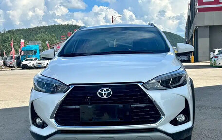 Toyota Yaris XP150 рестайлинг, 2023 год, 1 250 000 рублей, 2 фотография