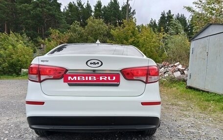 KIA Rio III рестайлинг, 2015 год, 1 050 000 рублей, 6 фотография