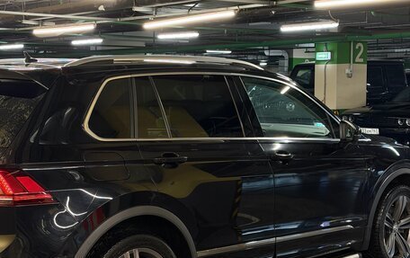 Volkswagen Tiguan II, 2018 год, 1 950 000 рублей, 7 фотография