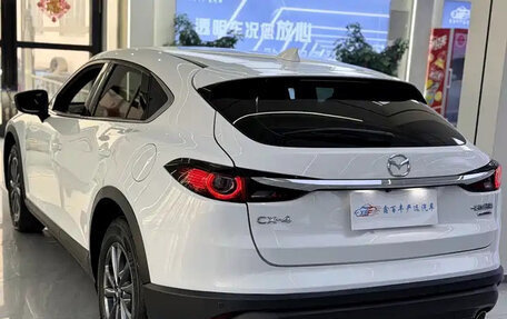 Mazda CX-4, 2021 год, 1 642 000 рублей, 6 фотография