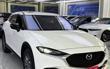 Mazda CX-4, 2021 год, 1 642 000 рублей, 3 фотография