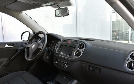 Volkswagen Tiguan I, 2010 год, 1 095 000 рублей, 10 фотография