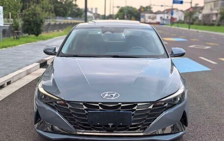 Hyundai Elantra, 2022 год, 1 290 325 рублей, 2 фотография