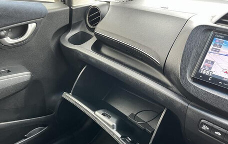 Honda Fit Shuttle I рестайлинг, 2014 год, 671 000 рублей, 31 фотография