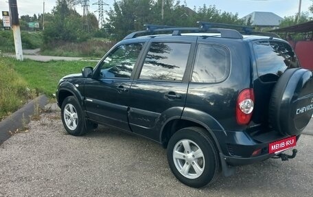 Chevrolet Niva I рестайлинг, 2014 год, 750 000 рублей, 3 фотография