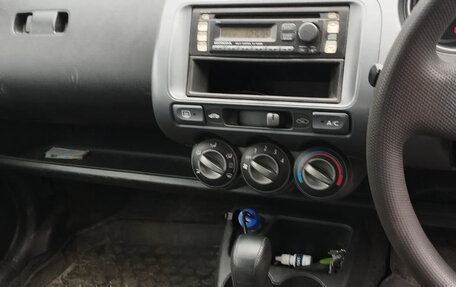 Honda Fit III, 2003 год, 270 000 рублей, 6 фотография