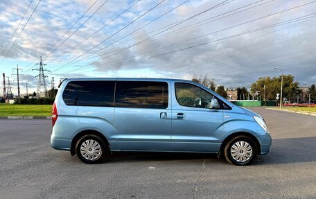 Hyundai Grand Starex Grand Starex I рестайлинг 2, 2010 год, 1 349 000 рублей, 4 фотография