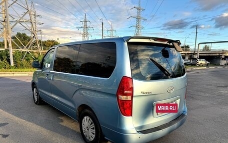 Hyundai Grand Starex Grand Starex I рестайлинг 2, 2010 год, 1 349 000 рублей, 6 фотография