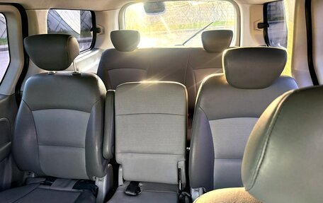 Hyundai Grand Starex Grand Starex I рестайлинг 2, 2010 год, 1 349 000 рублей, 21 фотография