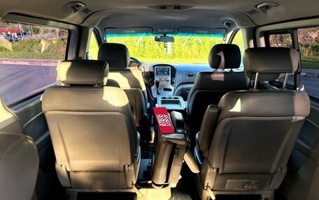 Hyundai Grand Starex Grand Starex I рестайлинг 2, 2010 год, 1 349 000 рублей, 22 фотография