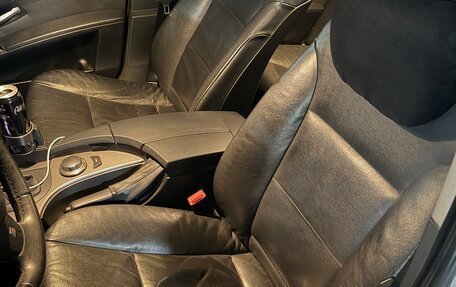 BMW 5 серия, 2006 год, 950 000 рублей, 13 фотография
