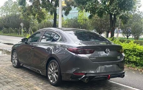 Mazda 3, 2022 год, 1 400 000 рублей, 4 фотография