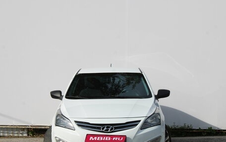 Hyundai Solaris II рестайлинг, 2014 год, 870 000 рублей, 2 фотография