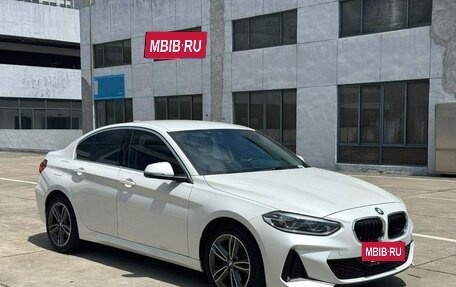 BMW 1 серия, 2022 год, 1 560 000 рублей, 5 фотография