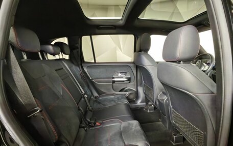 Mercedes-Benz GLB, 2020 год, 3 750 000 рублей, 16 фотография