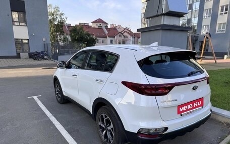 KIA Sportage IV рестайлинг, 2021 год, 2 600 000 рублей, 4 фотография
