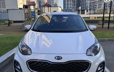KIA Sportage IV рестайлинг, 2021 год, 2 600 000 рублей, 1 фотография