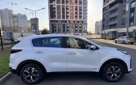 KIA Sportage IV рестайлинг, 2021 год, 2 600 000 рублей, 8 фотография