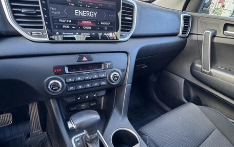 KIA Sportage IV рестайлинг, 2021 год, 2 600 000 рублей, 16 фотография