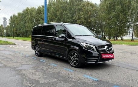 Mercedes-Benz V-Класс, 2022 год, 8 250 000 рублей, 7 фотография