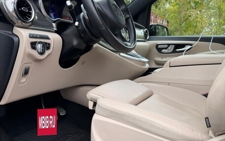 Mercedes-Benz V-Класс, 2022 год, 8 250 000 рублей, 10 фотография