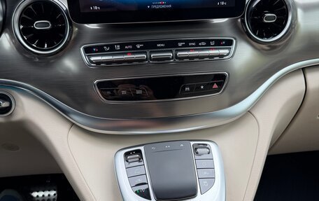 Mercedes-Benz V-Класс, 2022 год, 8 250 000 рублей, 15 фотография