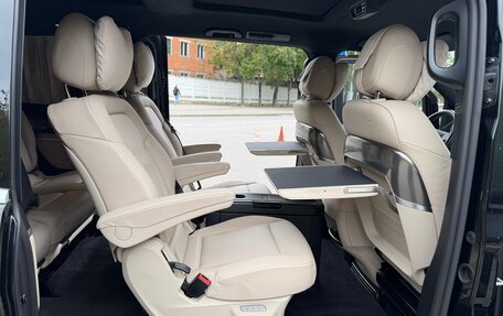 Mercedes-Benz V-Класс, 2022 год, 8 250 000 рублей, 19 фотография