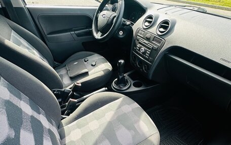 Ford Fusion I, 2011 год, 269 000 рублей, 10 фотография