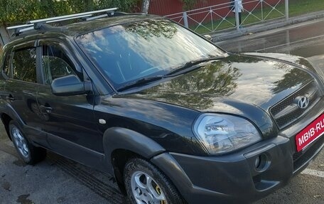Hyundai Tucson III, 2008 год, 925 000 рублей, 2 фотография