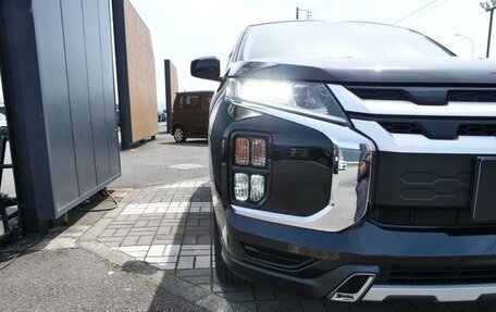 Mitsubishi RVR III рестайлинг, 2022 год, 1 780 000 рублей, 3 фотография