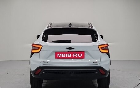 Chevrolet Trax, 2023 год, 1 860 000 рублей, 7 фотография