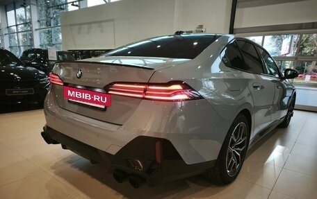 BMW 5 серия, 2025 год, 7 300 000 рублей, 3 фотография