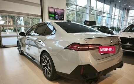 BMW 5 серия, 2025 год, 7 300 000 рублей, 9 фотография