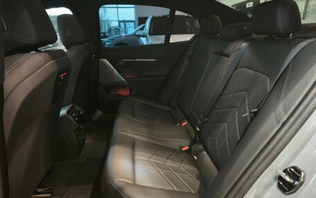 BMW 5 серия, 2025 год, 7 300 000 рублей, 24 фотография