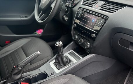 Skoda Octavia, 2018 год, 1 690 000 рублей, 8 фотография