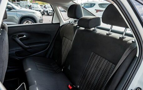 Volkswagen Polo VI (EU Market), 2017 год, 900 000 рублей, 13 фотография