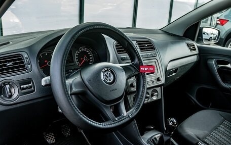 Volkswagen Polo VI (EU Market), 2017 год, 900 000 рублей, 14 фотография