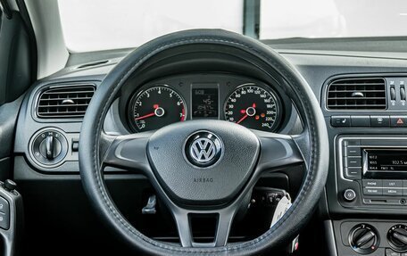Volkswagen Polo VI (EU Market), 2017 год, 900 000 рублей, 15 фотография