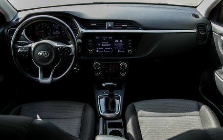 KIA Rio IV, 2021 год, 1 820 000 рублей, 15 фотография
