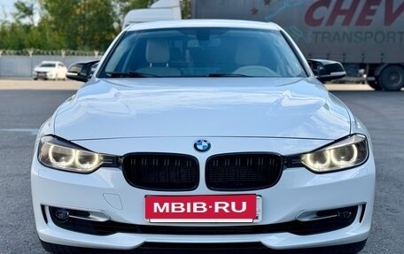 BMW 3 серия, 2012 год, 1 390 000 рублей, 3 фотография