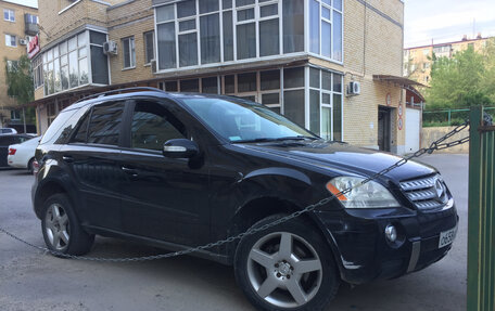 Mercedes-Benz M-Класс, 2005 год, 750 000 рублей, 2 фотография