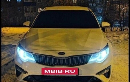 KIA Optima IV, 2018 год, 1 100 000 рублей, 2 фотография