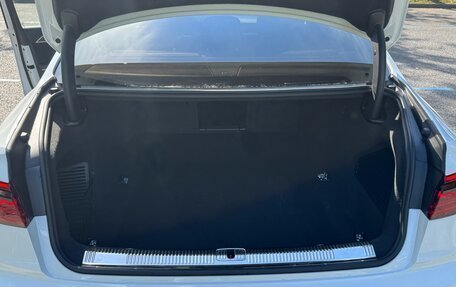 Audi A8, 2022 год, 9 700 000 рублей, 14 фотография