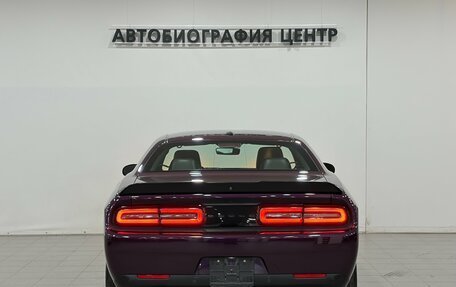 Dodge Challenger III рестайлинг 2, 2020 год, 2 990 000 рублей, 5 фотография
