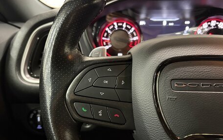 Dodge Challenger III рестайлинг 2, 2020 год, 2 990 000 рублей, 11 фотография